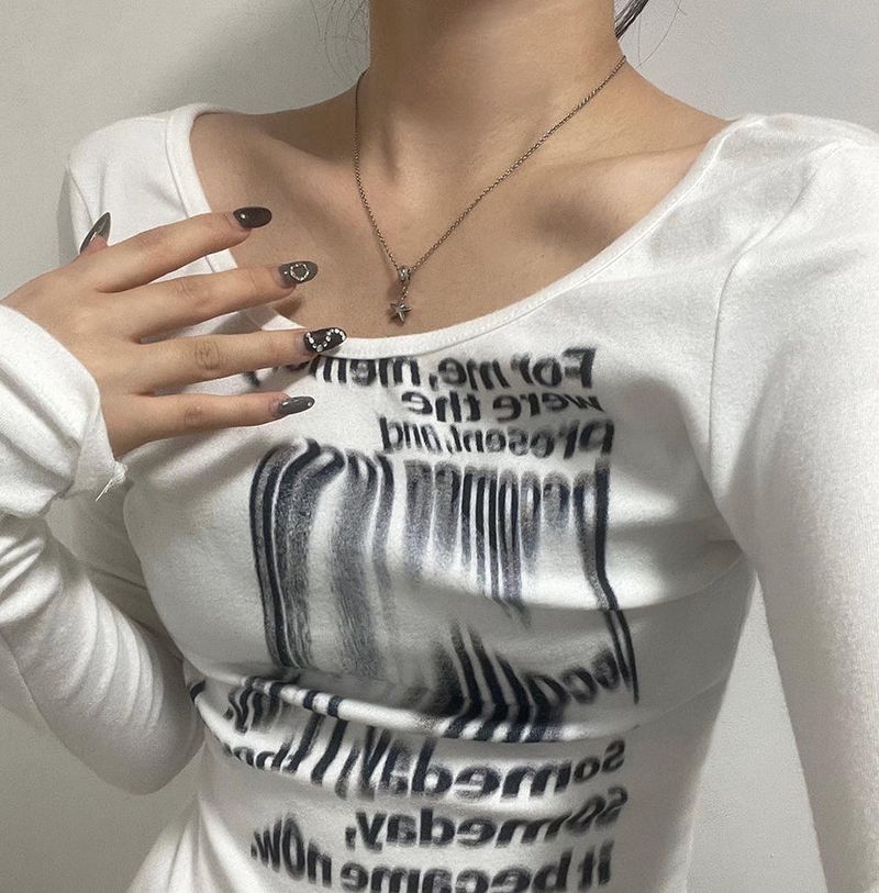 monmorillo(モンモリロ)の「Mini loop star necklace(Accessories)」