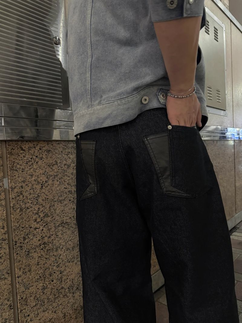 Leather Double Pocket Curved Pants