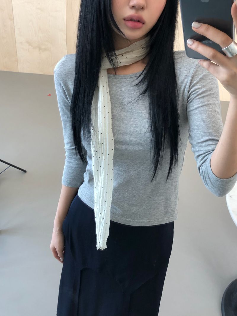 susuang（ススアン）の「スリムベビーTシャツ（トップス）」