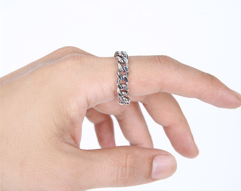 No.8379 chain RING