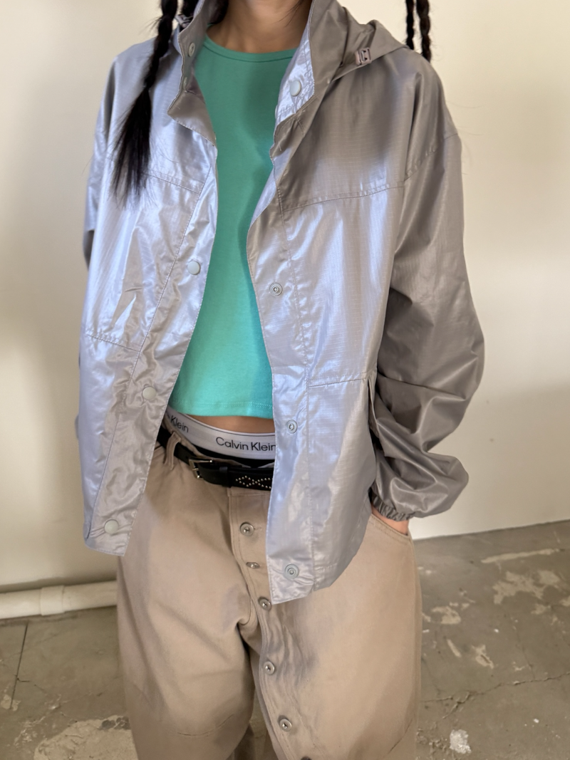 glossy wind jumper (beige)