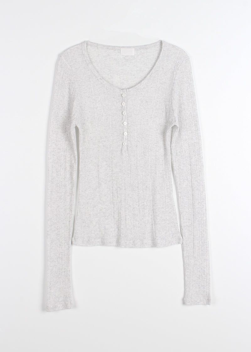 BELLA BUTTON TEE