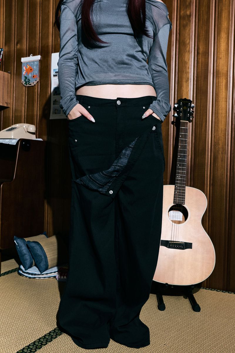 Check asymmetric button wide pants