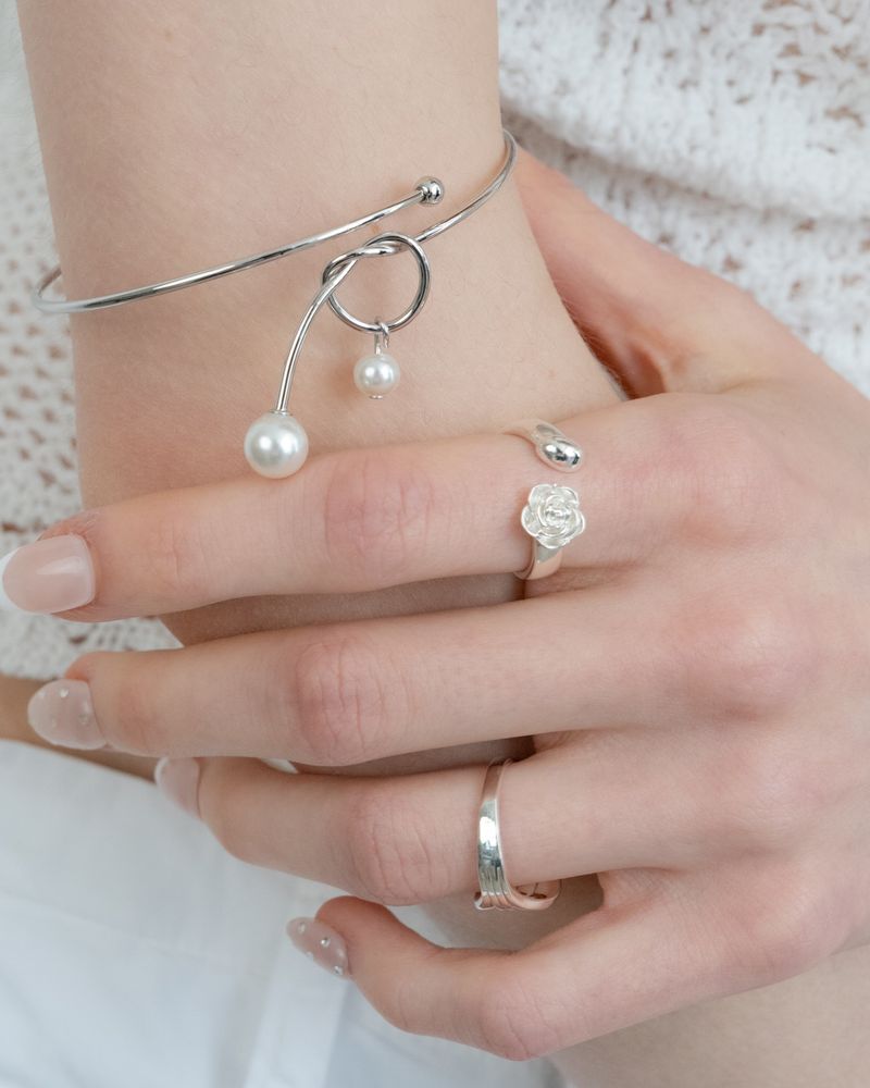 XANADU(ジェナドゥ)の「ETERNAL ROSE RINGㅣSILVER(Accessories)」