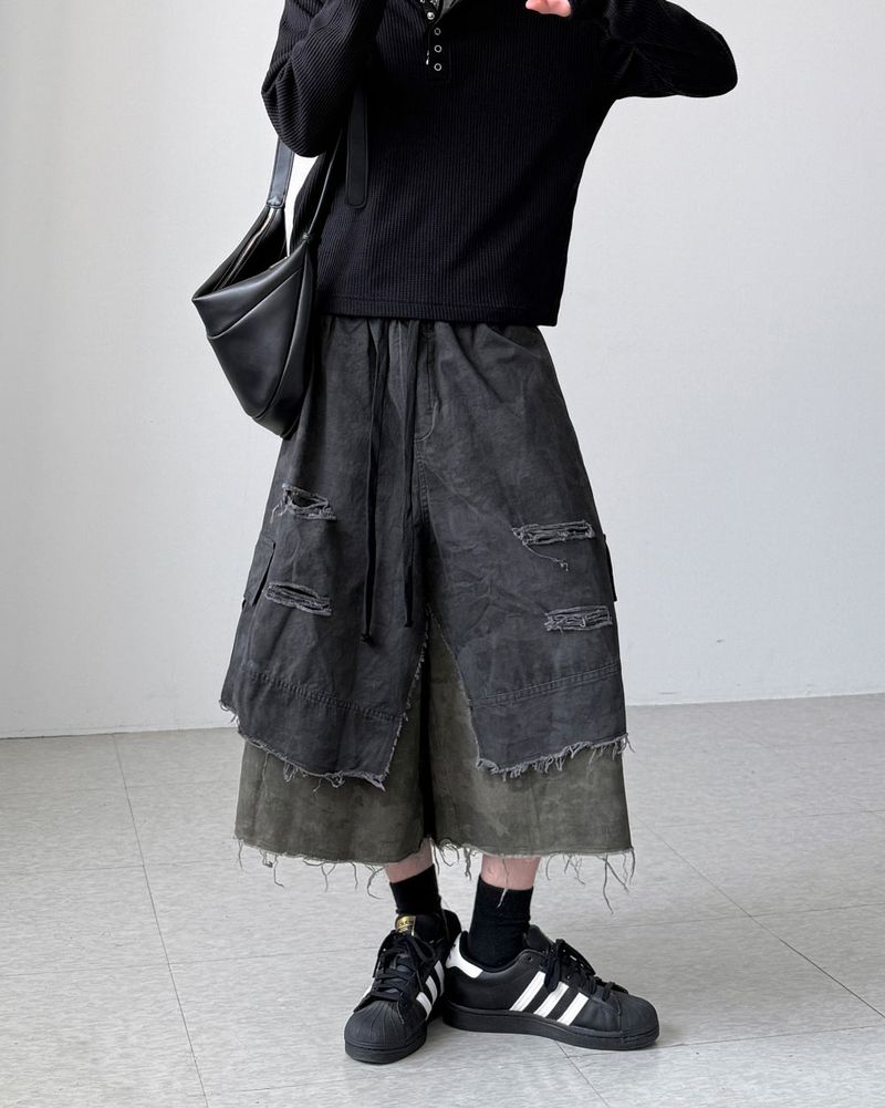YOURNUS（ユアナス）の「Camo Layered Bermuda Pants（Pants）」