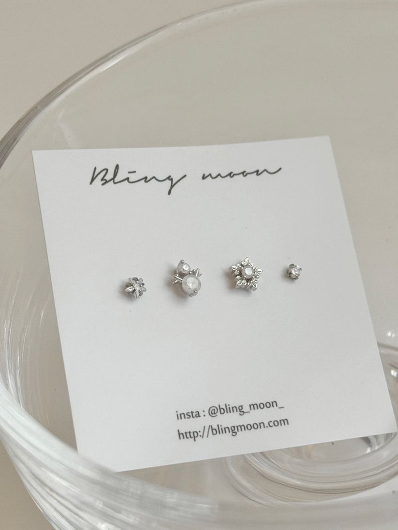[4 set] White Snowflake Piercing Set 