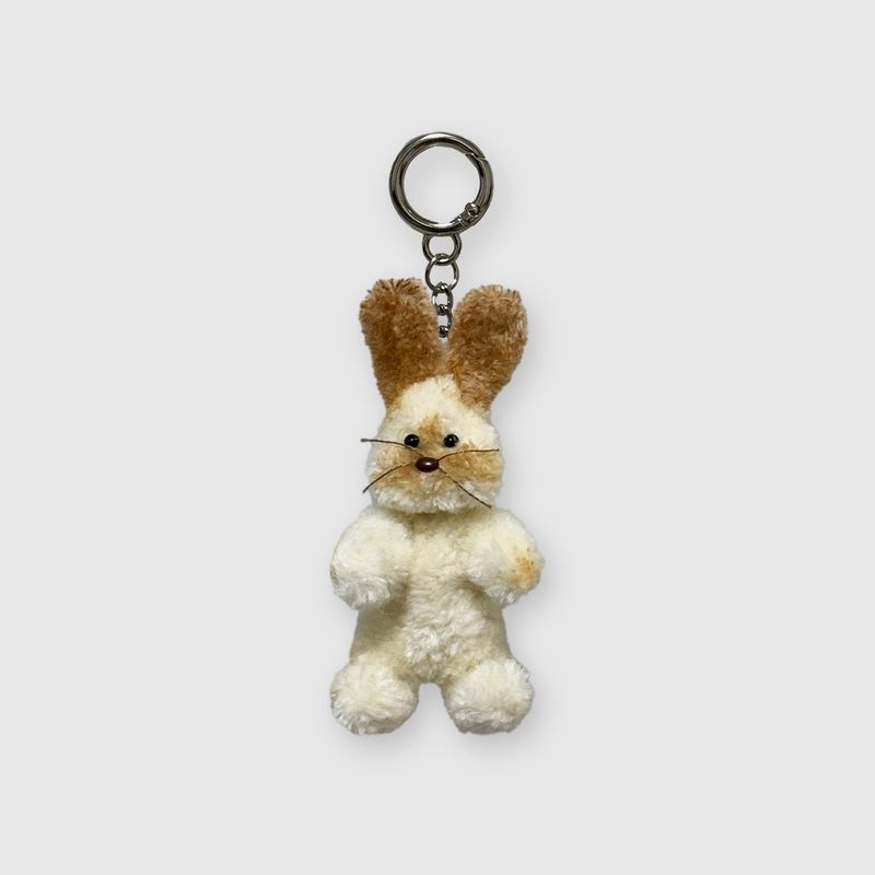 Papimyong（パピミョン）の「[made] クリームラビットキーリング　Mサイズ（トイ/キーホルダー）」