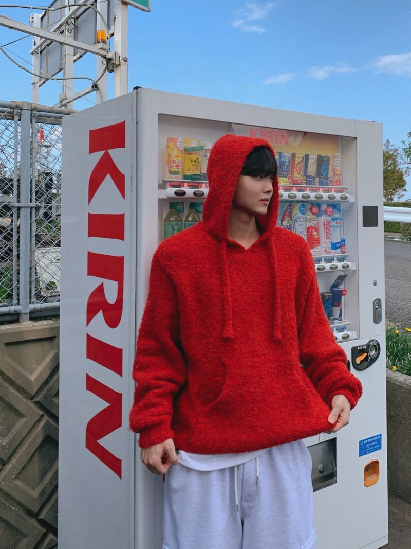 Yuki cozy knit hood