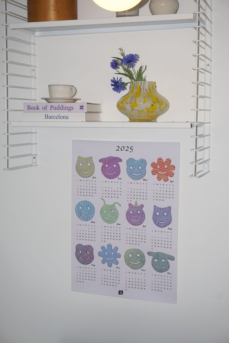 2025 calender canvas poster (A2 size)