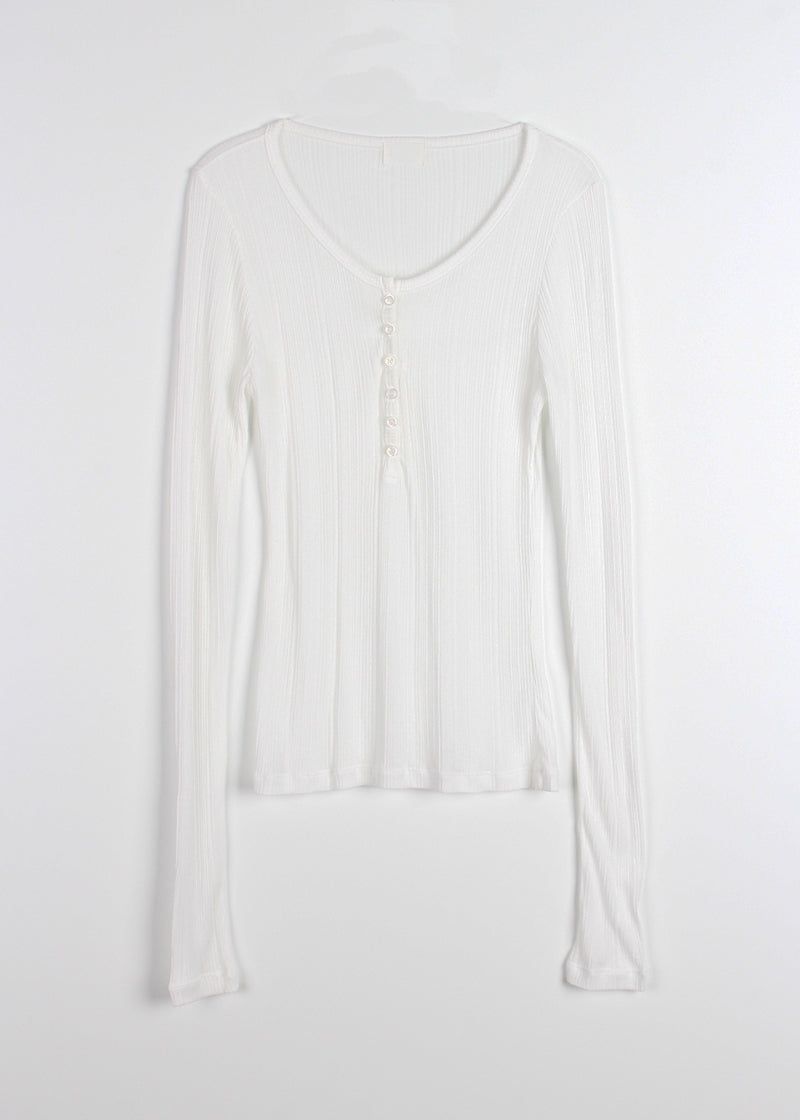BELLA BUTTON TEE