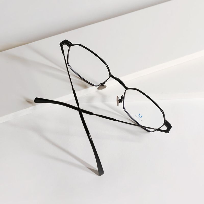 Knouun Square titanium glasses CODE. 101. B Black
