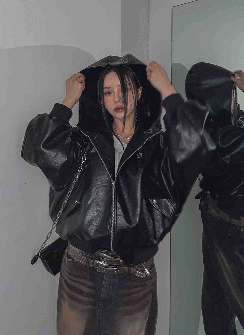 ULAN（ユレン）の「[PREMIUM/MADE] Nut leather label crop hooded jumper（Jackets/Outerwear）」