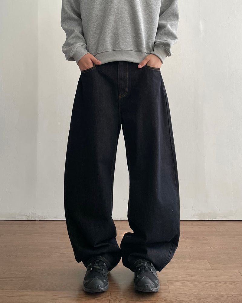 Roam Non-Fade Denim Pants