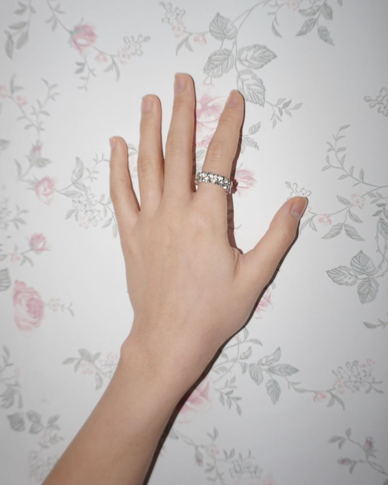 [925SILVER] SATIN FRILL WAVE POINT RING