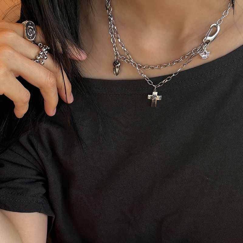 tooth gem necklace (pink)