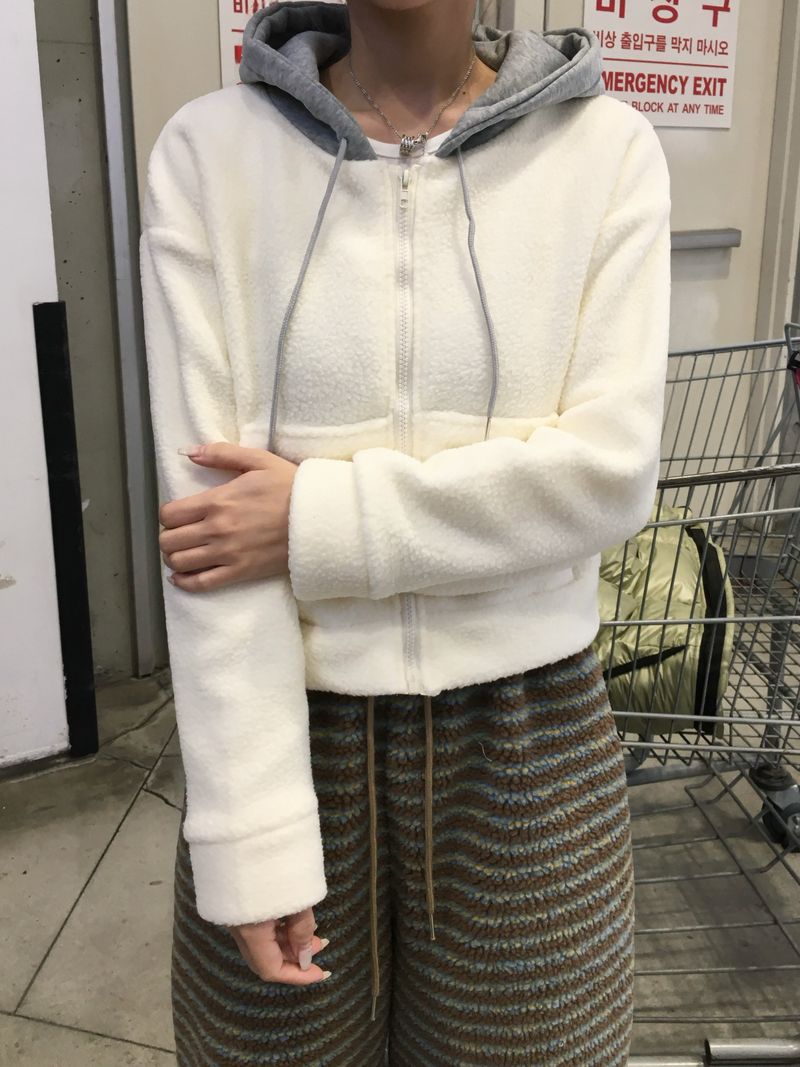 Beary Color Block Crop Hoodie (2c)