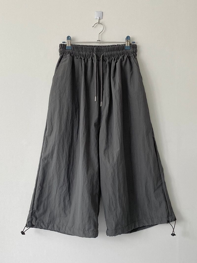 Capri wide string pants