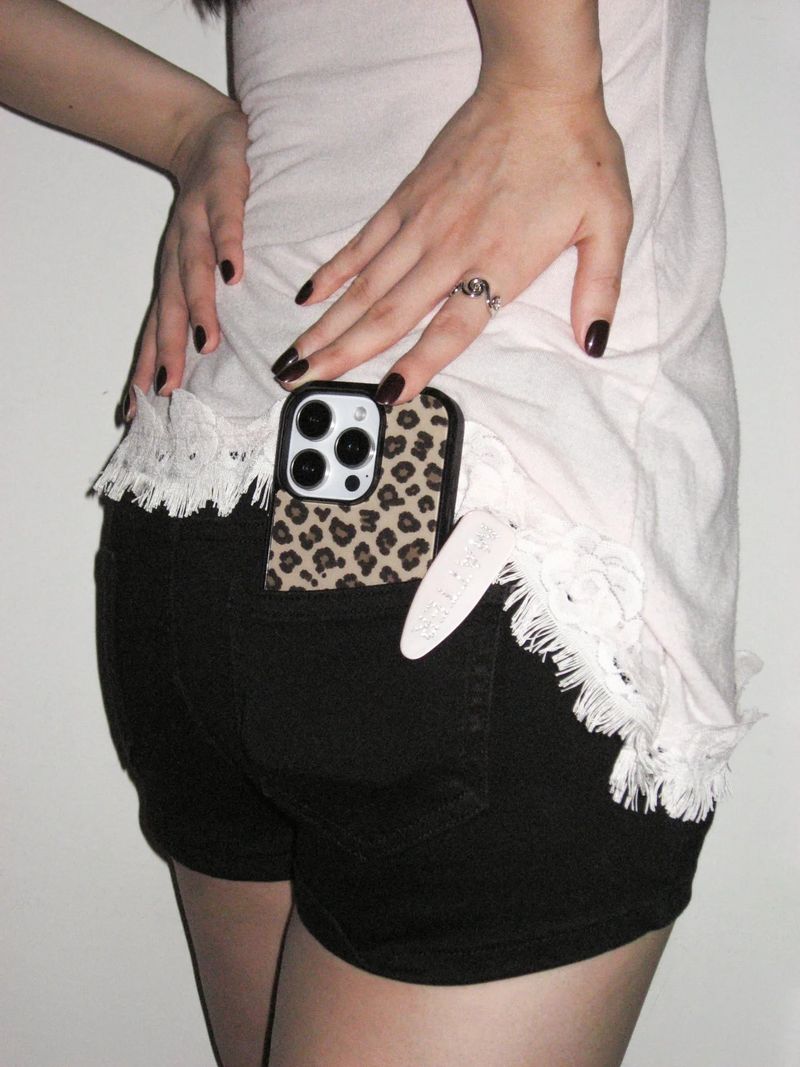 Wild Leo phone case (Leopard)