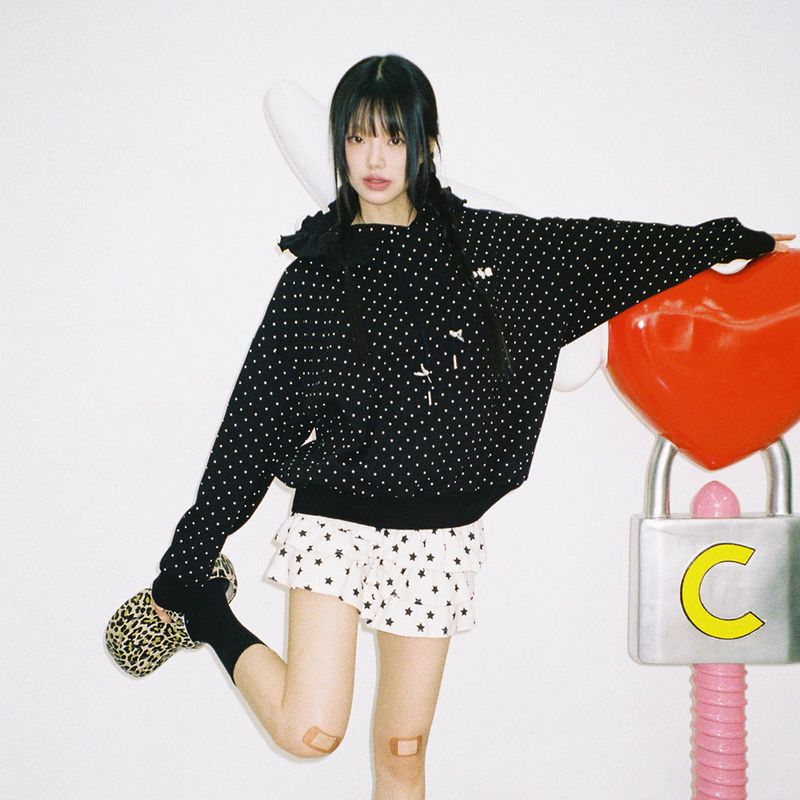 Dot Ruffle Hoodie - BLACK