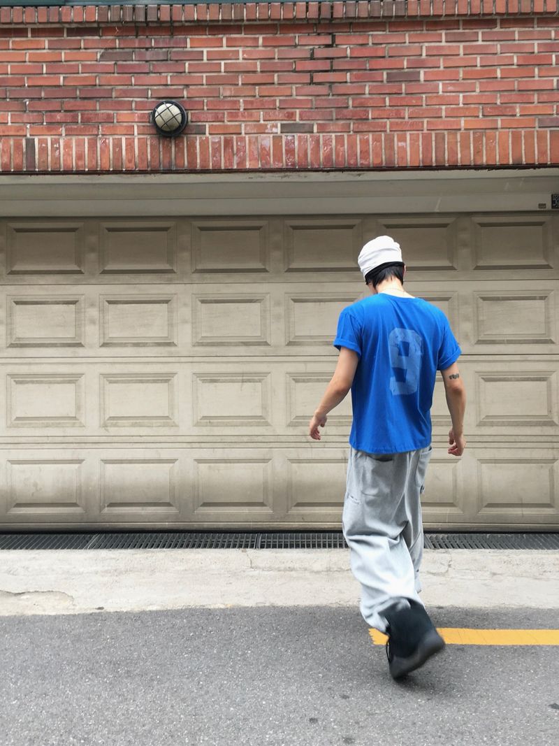 DISCERNMENT(ディサーンメント)の「Lauder Nine Crop Short-Sleeved T-Shirt 4C(Tops)」