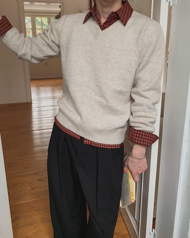 Lido Wool V-neck Crop Knit