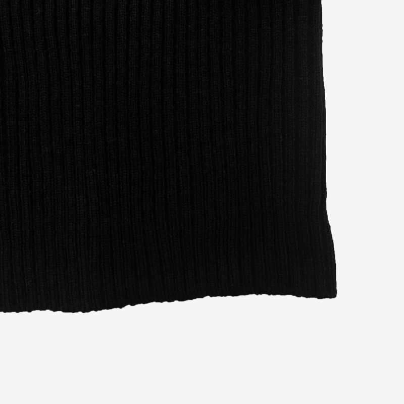 trun shoulder cut-out knitwear