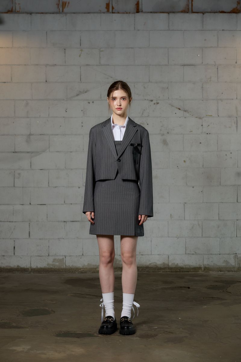 ARIKIM（アリキム）の「MEOW CROP BLAZER / GRAY（Jackets/Outerwear）」