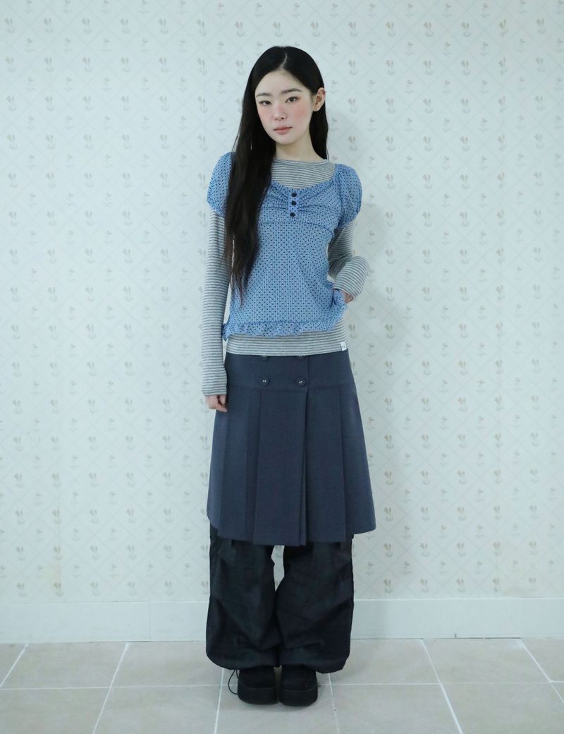 UGLYSHADOW（アグリーシャドウ）の「BUTTON DOUBLE PLEATED MIDI SKIRT(NAVY)（Skirts）」