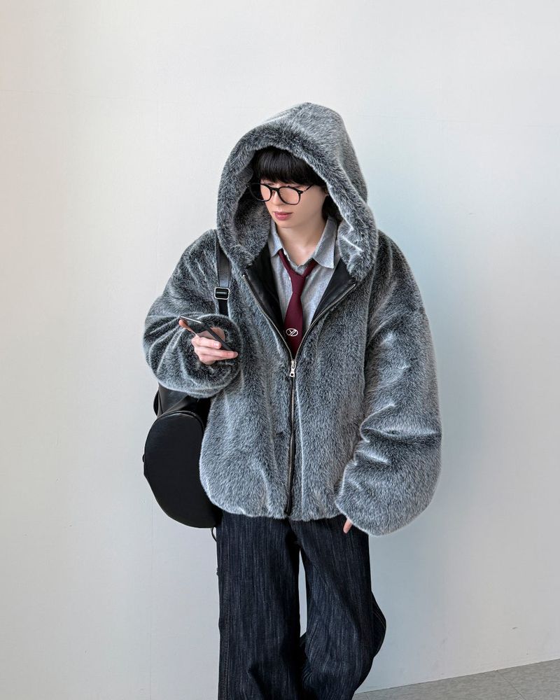 YOURNUS（ユアナス）の「Frosted Fur Hood Jacket（Jackets/Outerwear）」
