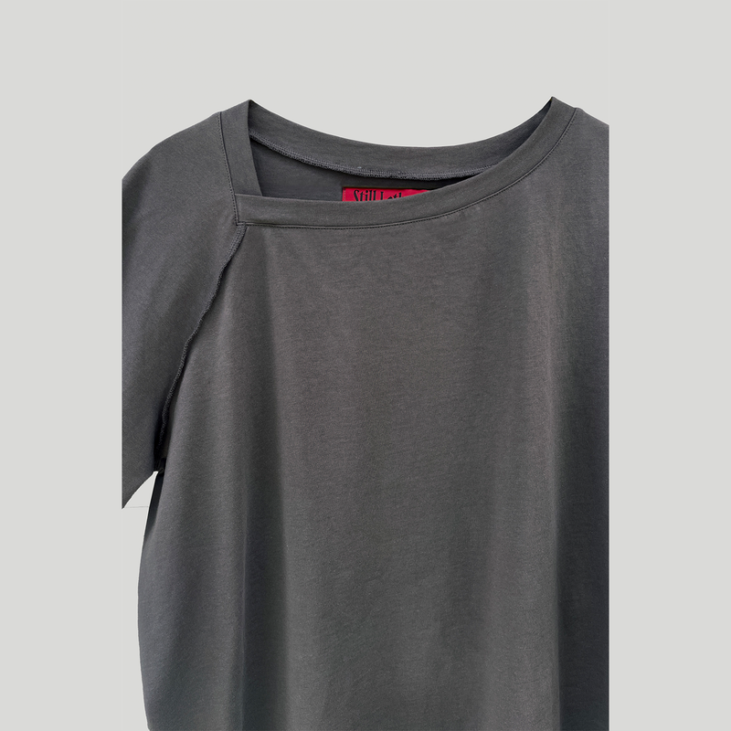SLIP NECK OVERLOCKED TEE