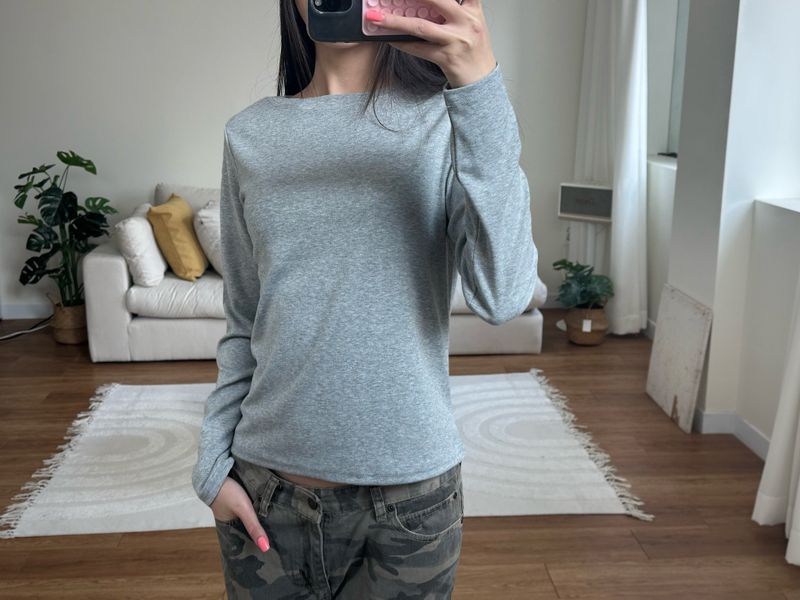 silky basic tee