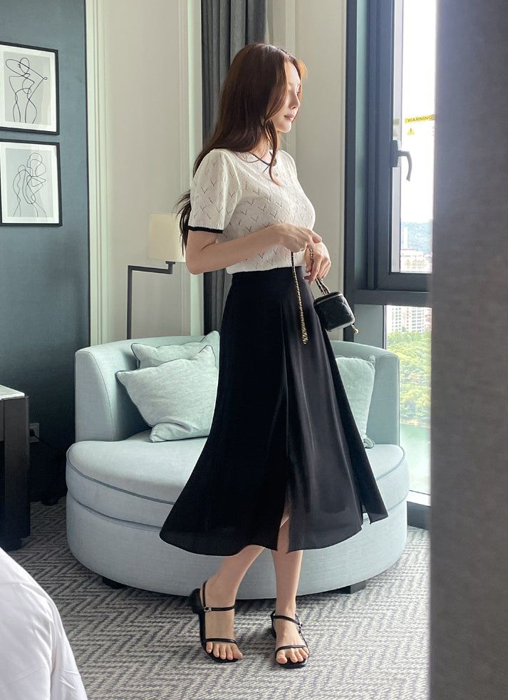 Charlene Two-Slit Banding Flare Skirt