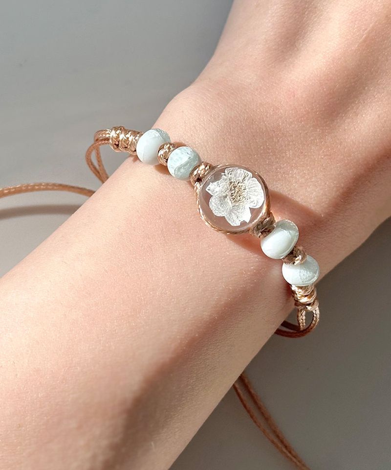 white flower bracelet