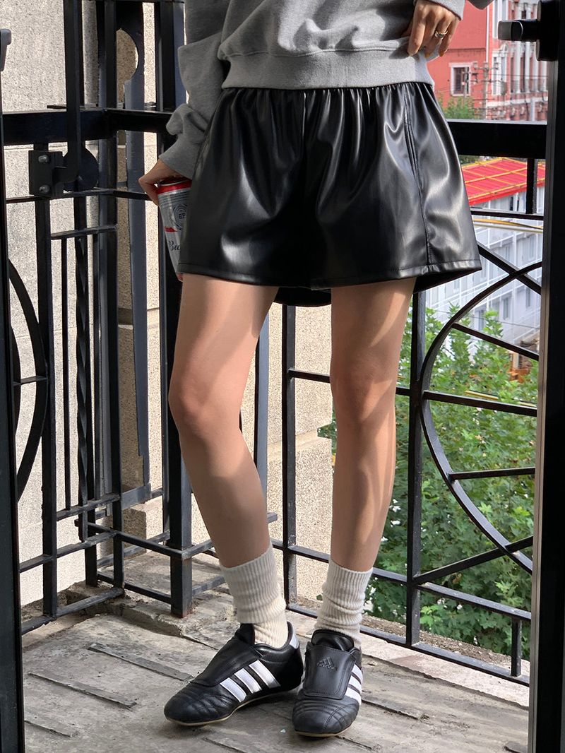 [MADE] Le Elle Leather Shorts