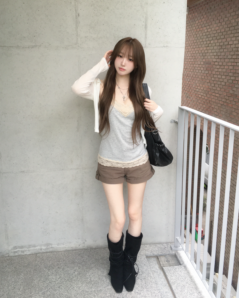 Cotton roll up shorts