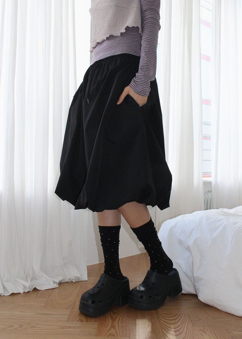 SMALL DOT SOCKS