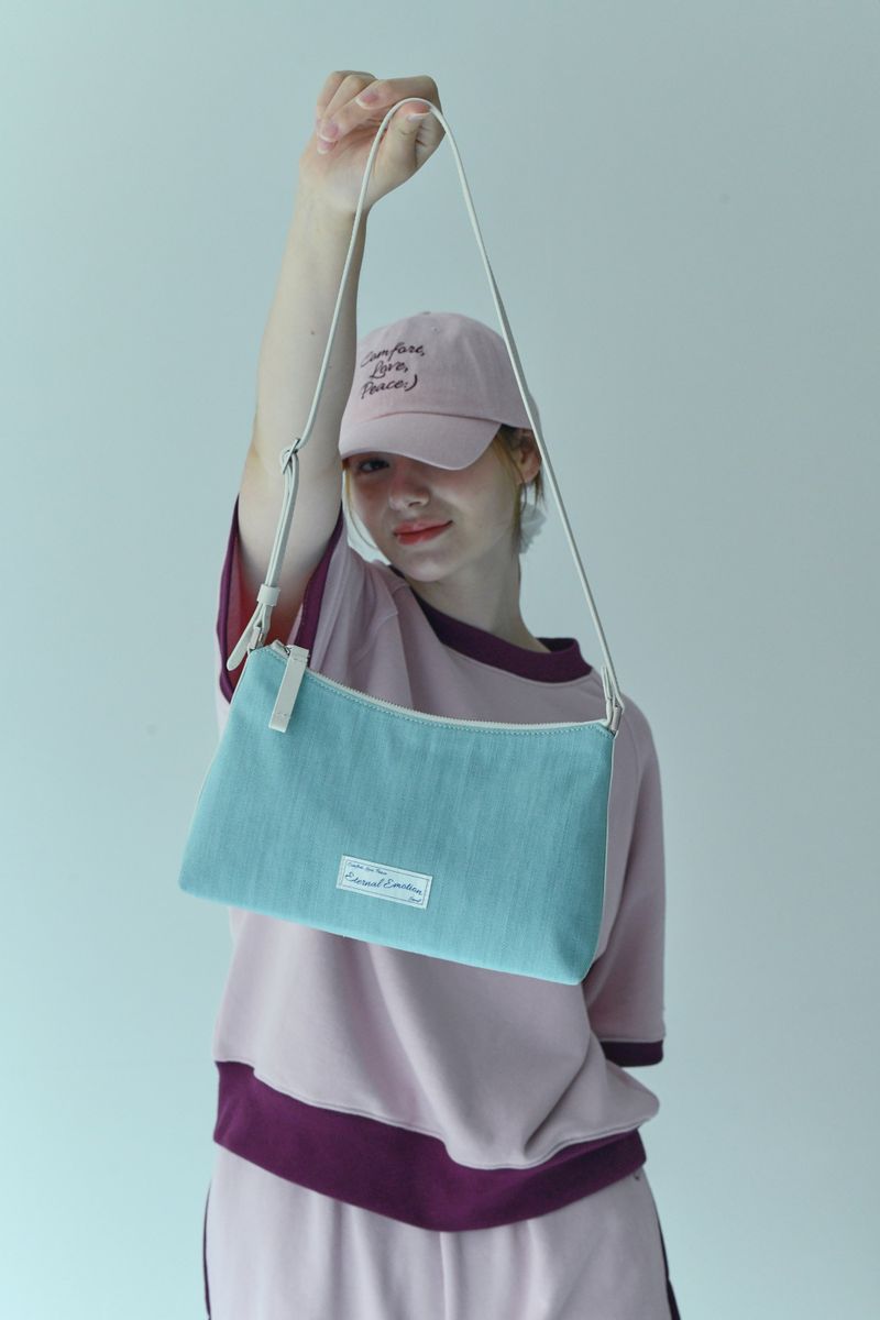 ETERNAL EMOTION(エターナルエモーション)の「SIGNATURE LABEL DENIM HOBO BAG (MINT)(Bags)」