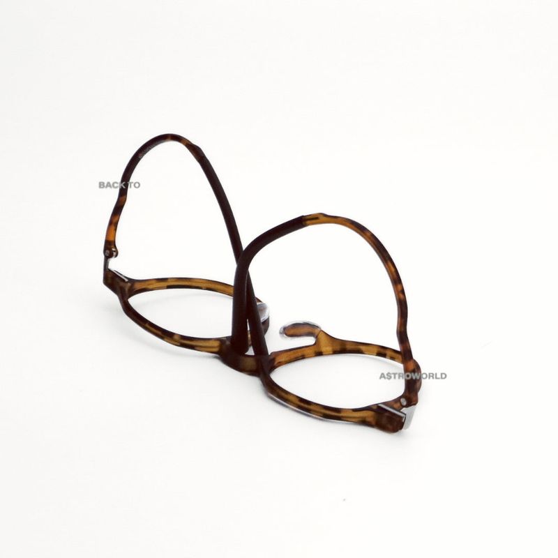 Charlotte - Lightweight and elastic