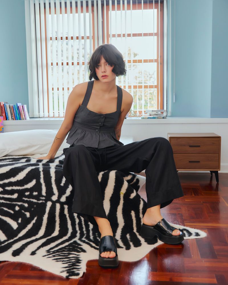 EVIE hailey CROSS-BACK TOP DARK GREY