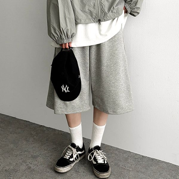 hijjoo（ハイチュー）の「Showy pintuck wide sweat banding shorts（Pants）」
