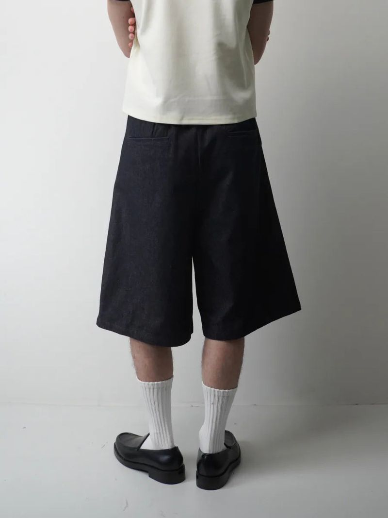 PT9 Pleated Cropped Raw Denim Shorts