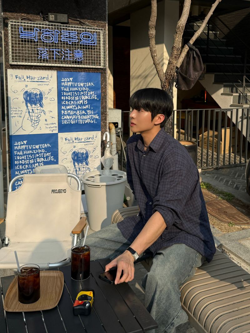 Eren check shirt