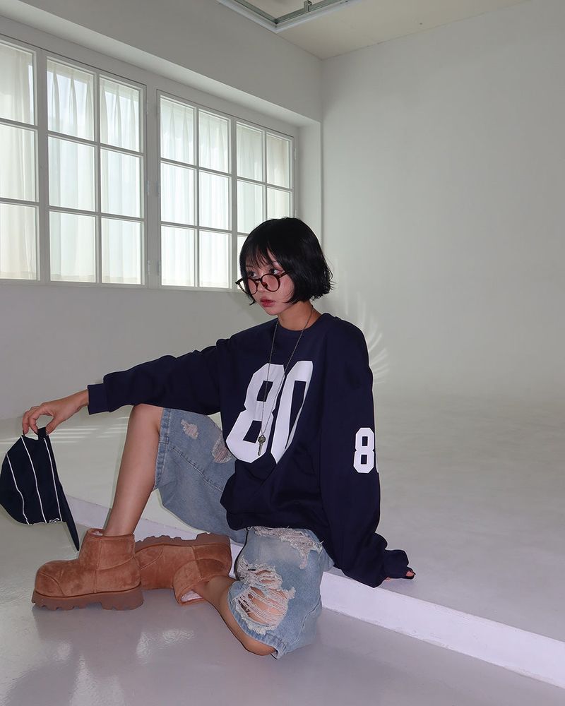 80 Number Oversized Fit Sweatshirt