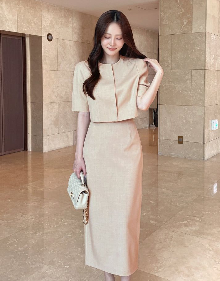 Vekia Crop Jacket H-Line Skirt Set