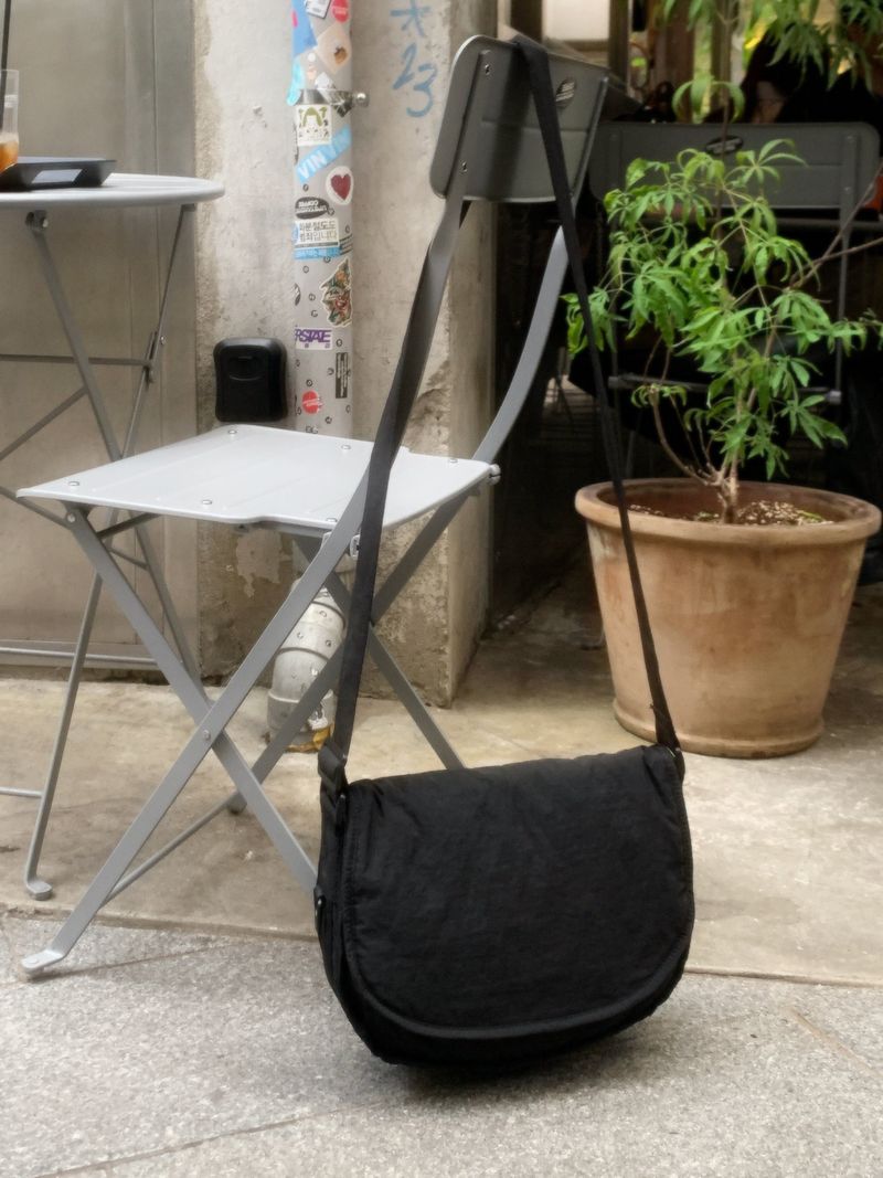 WHAT A LOOK(ワット ア ルック)の「Hants nylon cross bag(Bags)」