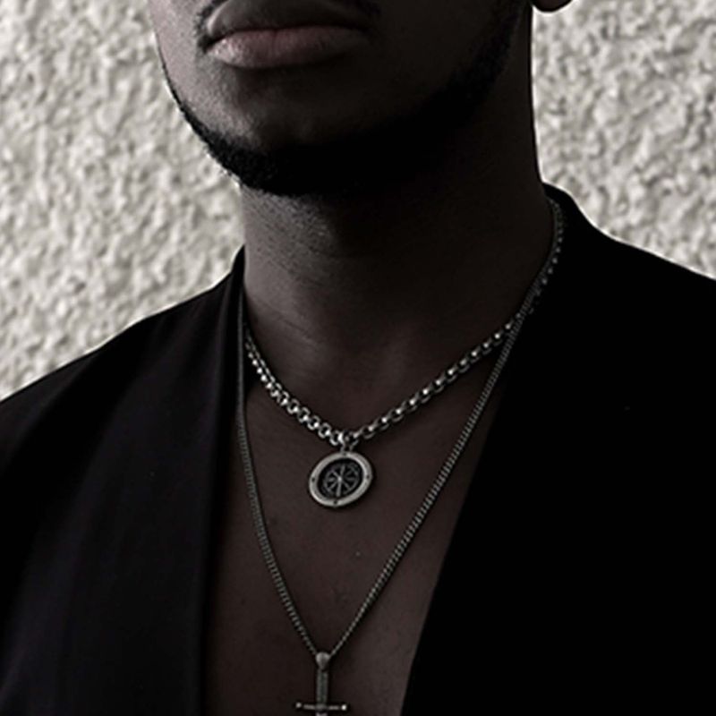 ss-compass motive bold chain necklace_SS BLACK