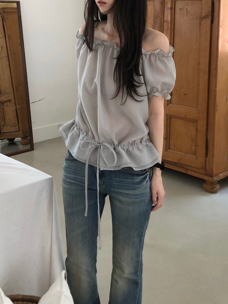 Powder Off-Shoulder Blouse (3 colors)