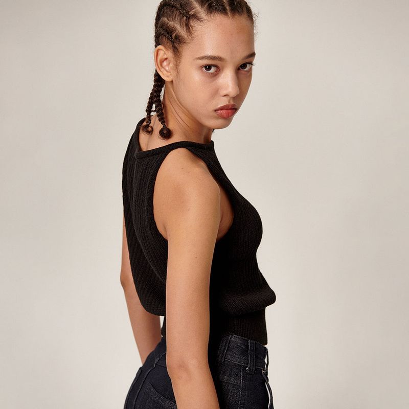Flatwave in Seoul（フラットウェーブ イン ソウル）の「Onu Knitted Sleeveless Black（Tops）」