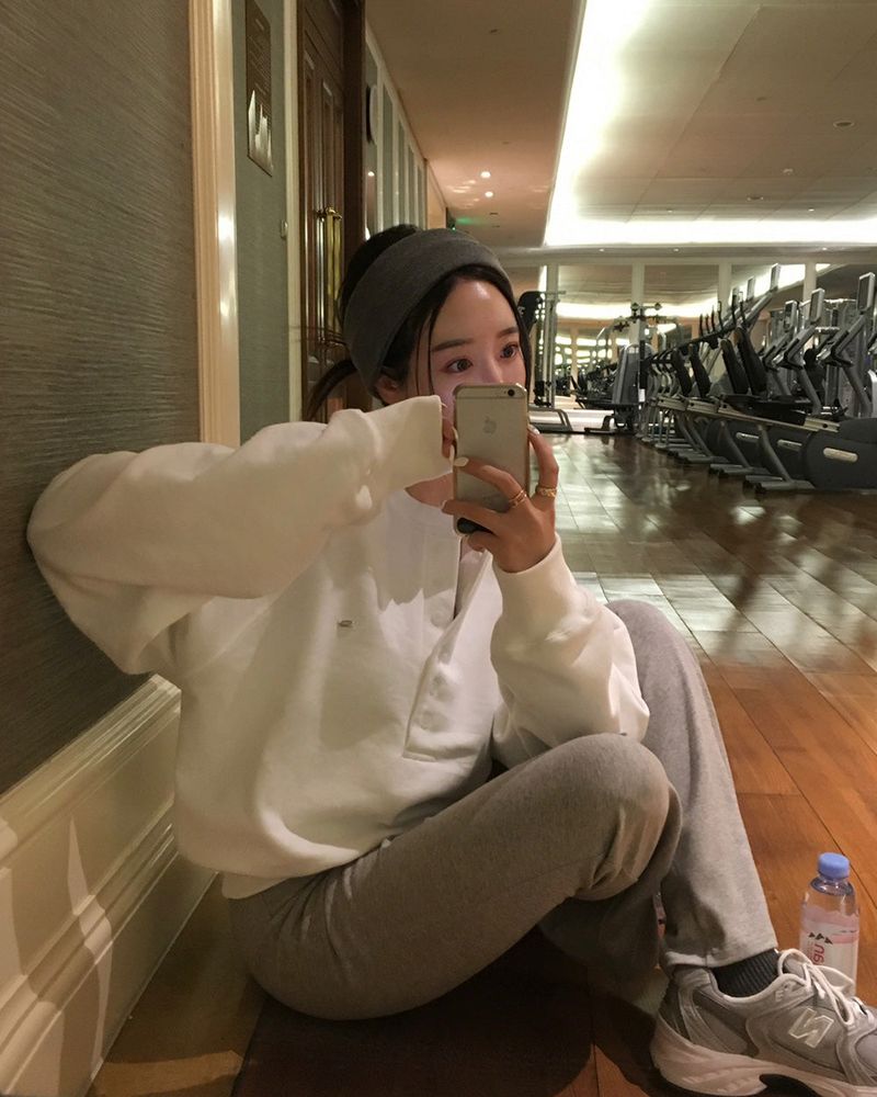 [Bellide made] Henry Neck, Raglan Overfit Trainer