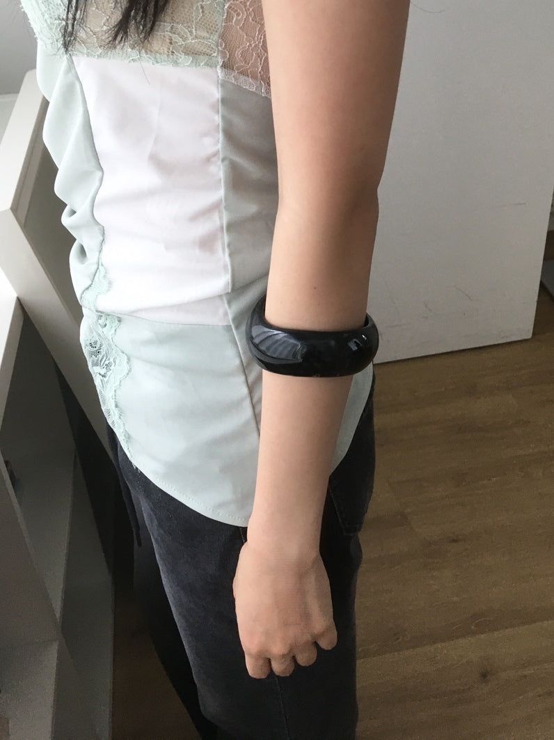 moroi（モロイ）の「Bold Curve Bangle（Accessories）」